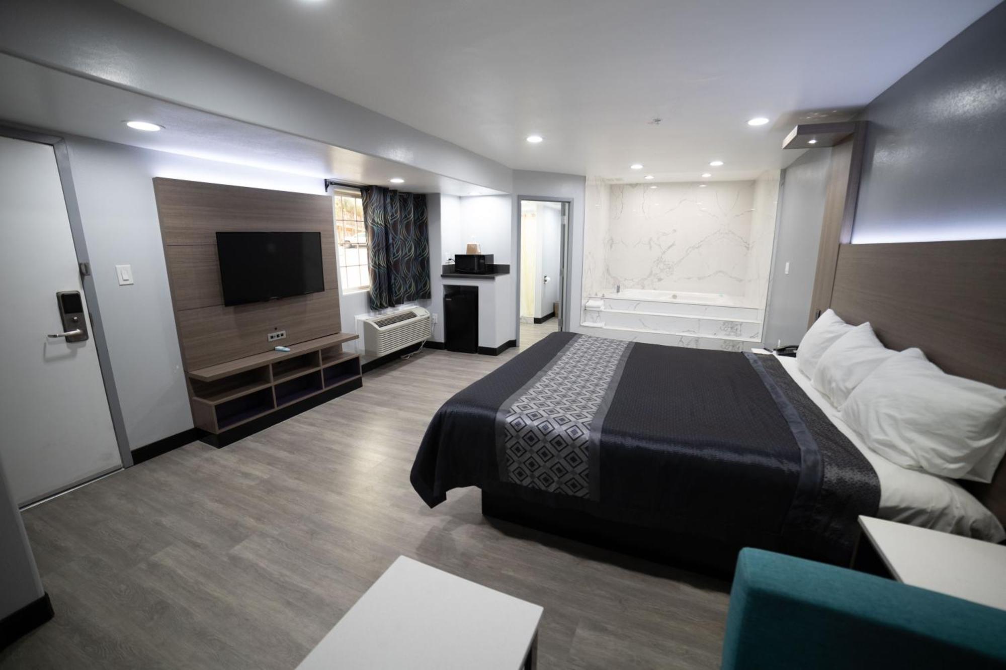 Express Inn & Suites Ontario Airport Exteriér fotografie