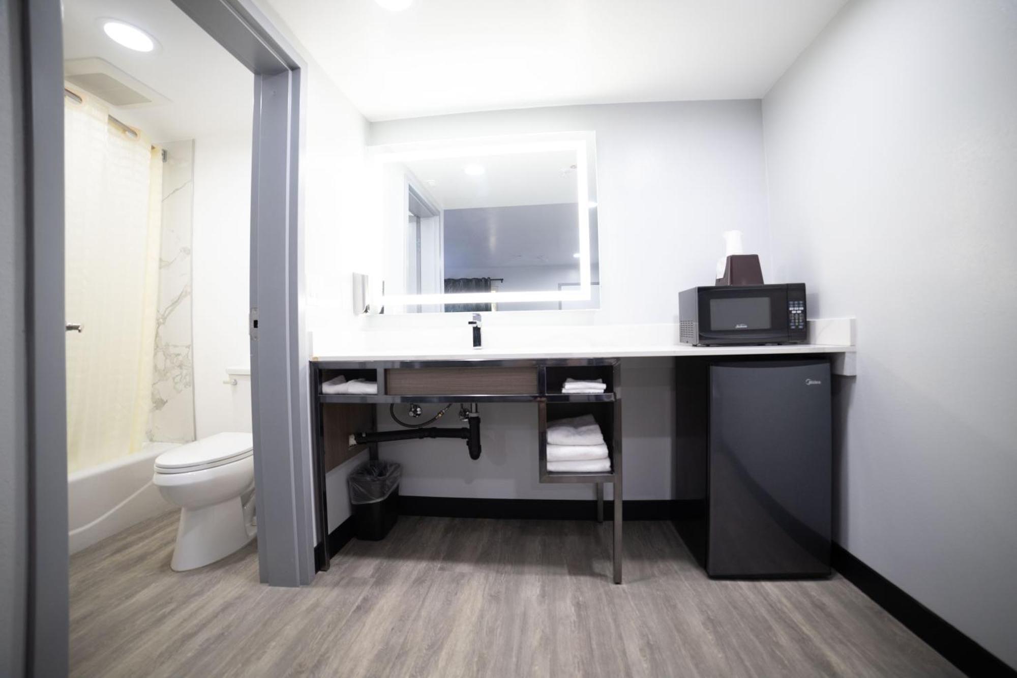 Express Inn & Suites Ontario Airport Exteriér fotografie